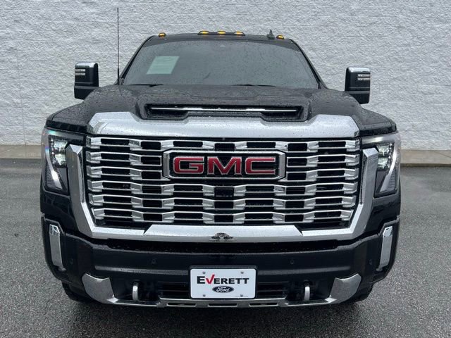 Used 2025 GMC Sierra 2500 Denali w/ Denali Reserve Package image 2