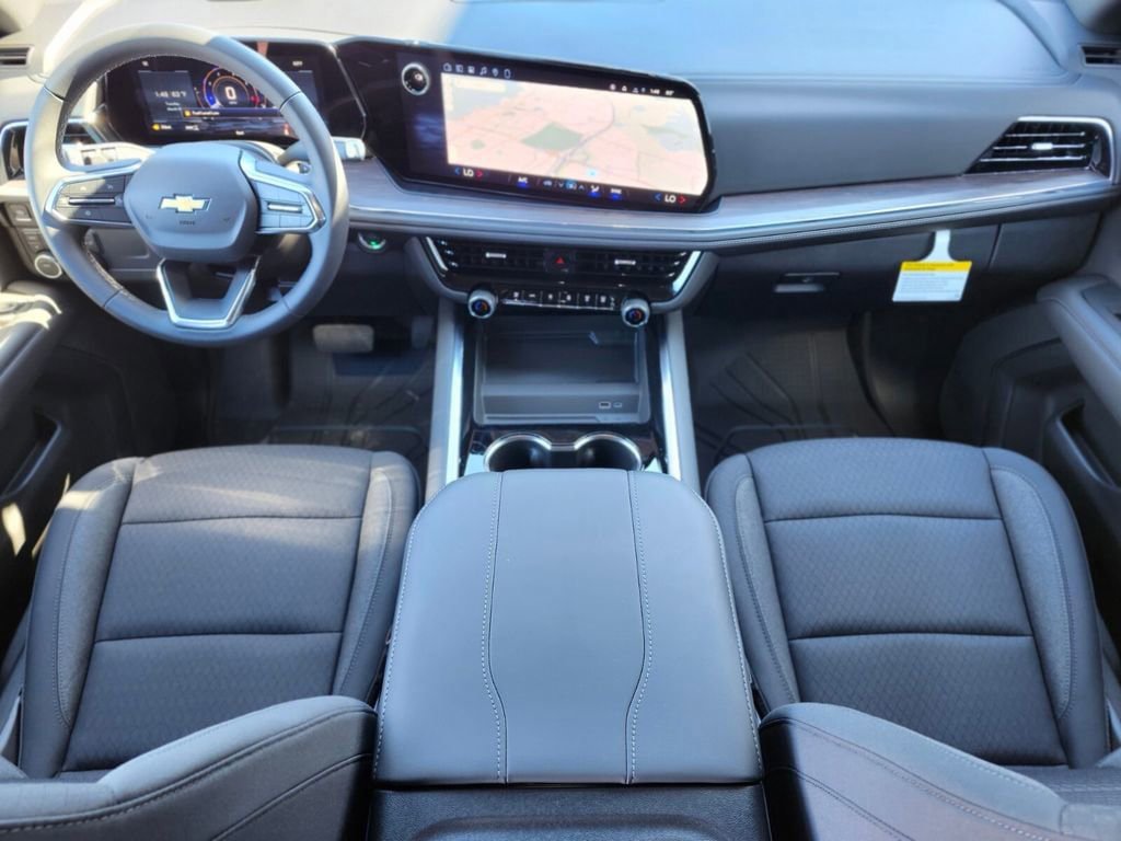 New 2026 Chevrolet Suburban LS AWD/4WD image 10