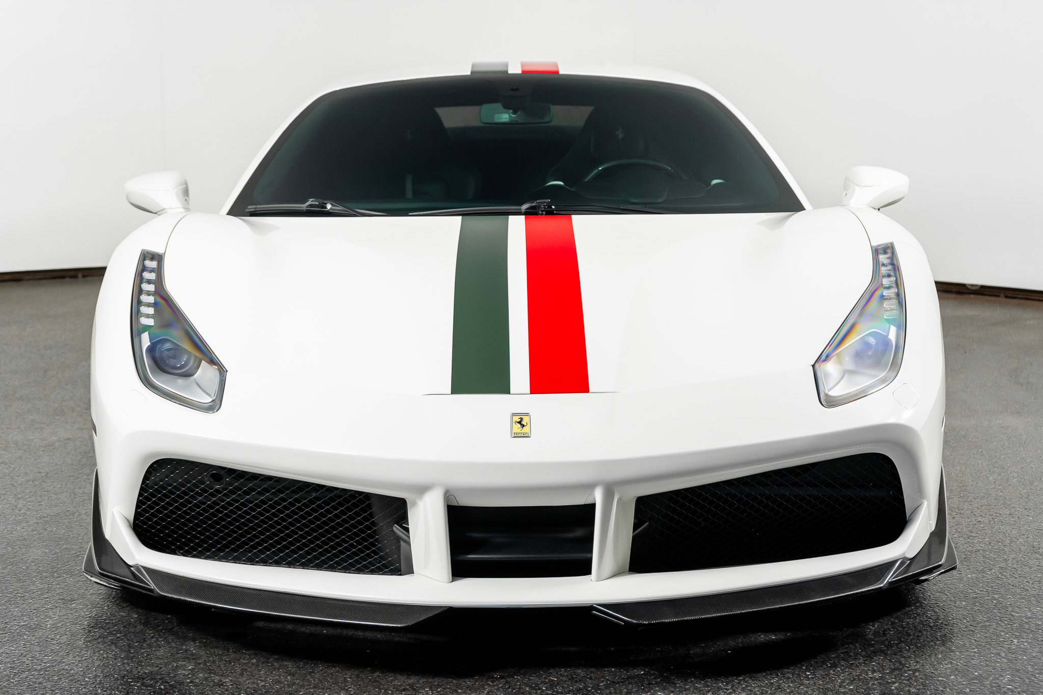 Used 2016 Ferrari 488 GTB image 25