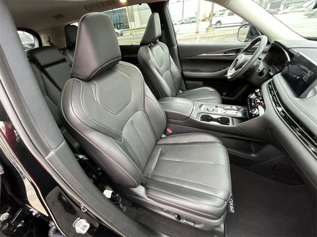 Certified 2023 INFINITI QX60 Luxe w/ Cargo Package image 26