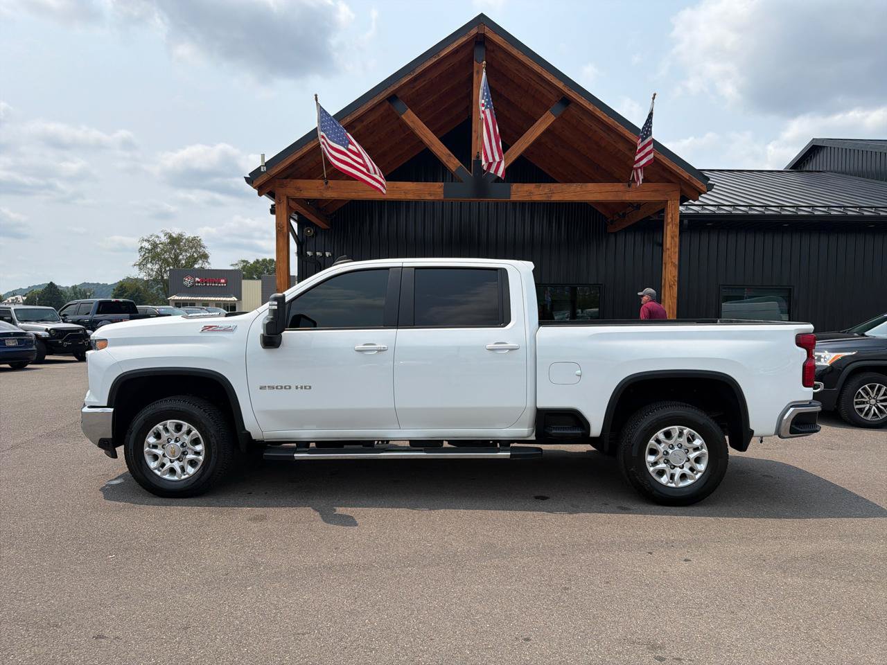 Used 2025 Chevrolet Silverado 2500 LT AWD/4WD image 26