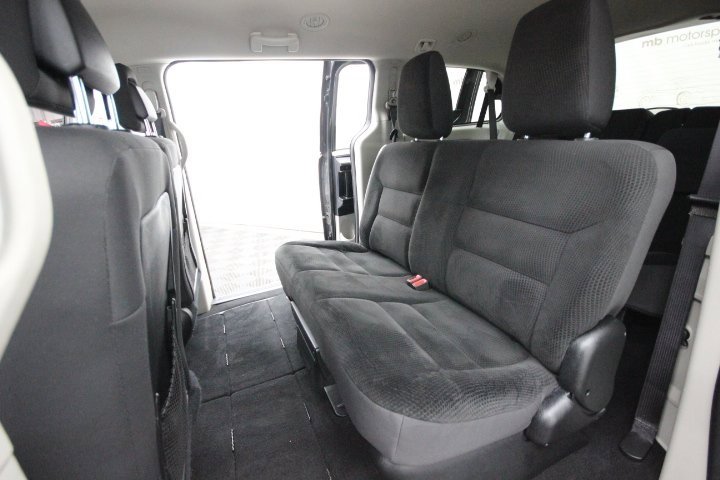 Used 2019 Dodge Grand Caravan SE w/ UConnect Hands-Free Group image 19
