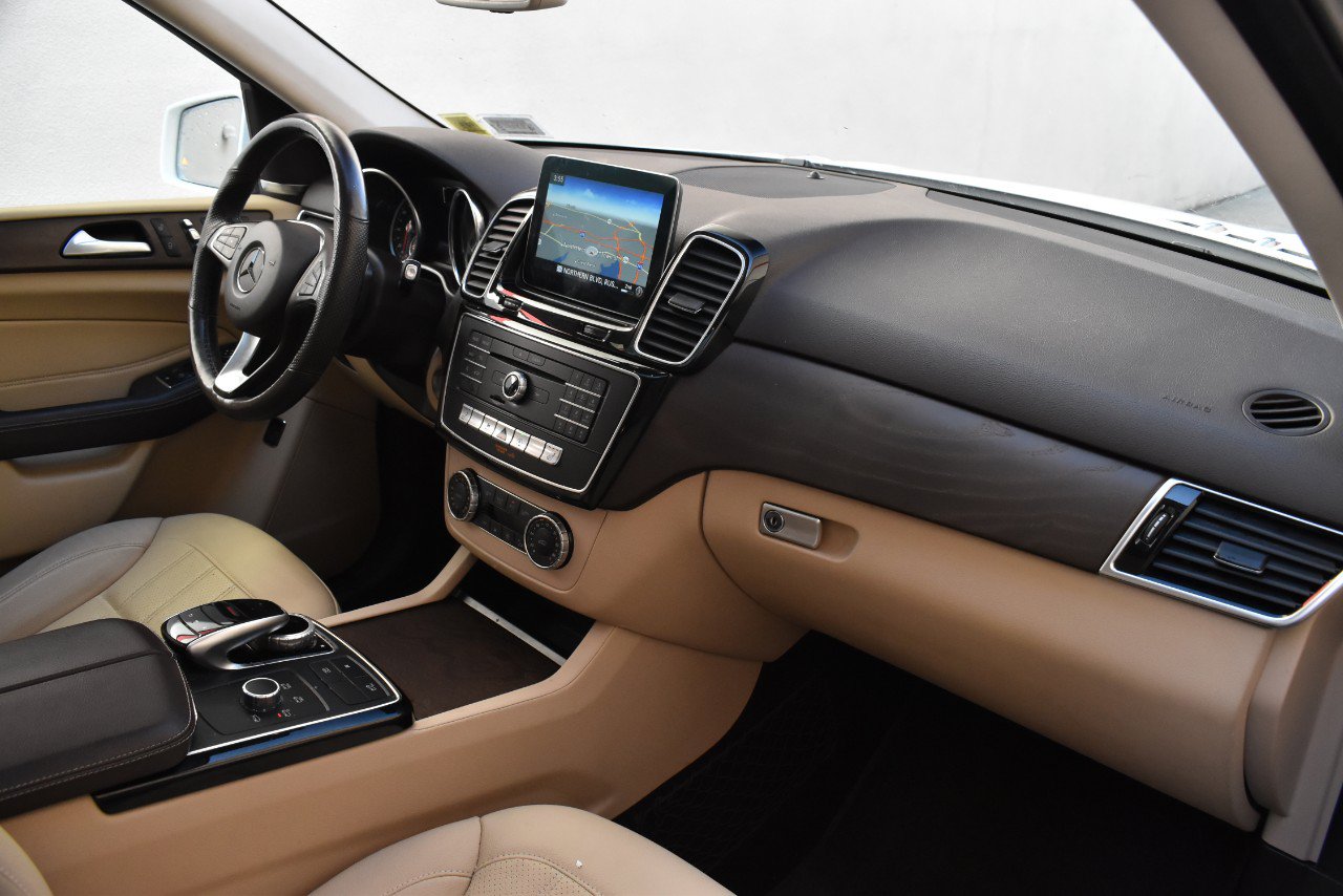 Used 2019 Mercedes-Benz GLE 400 4MATIC image 22