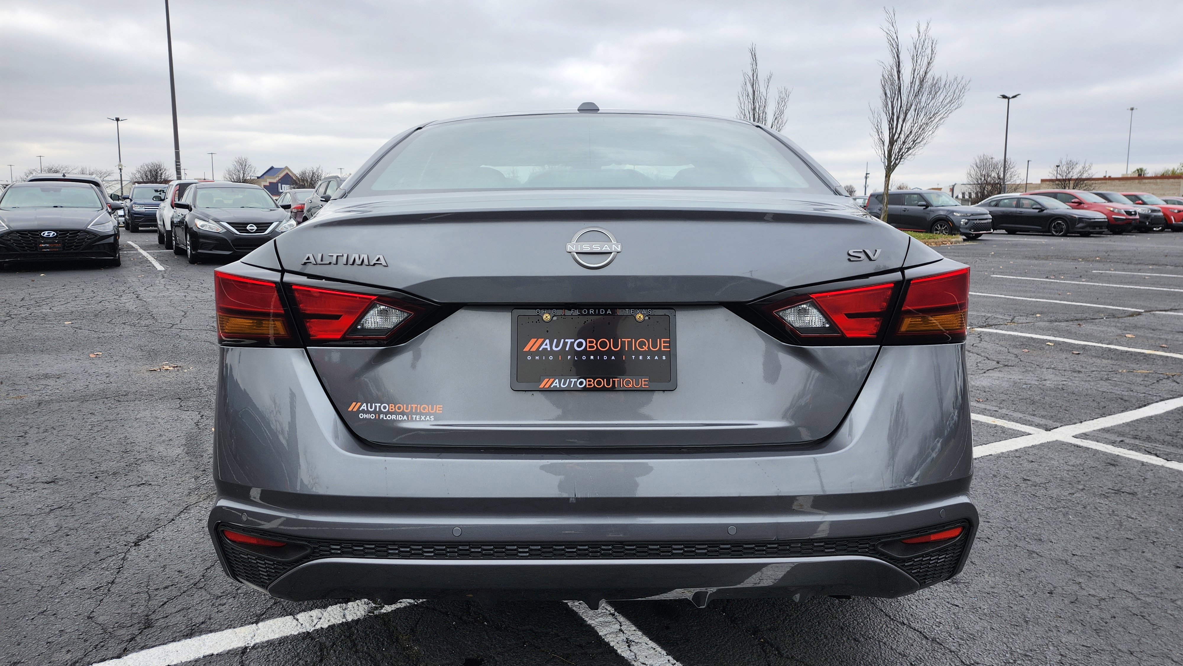 Used 2024 Nissan Altima 2.5 SV image 15