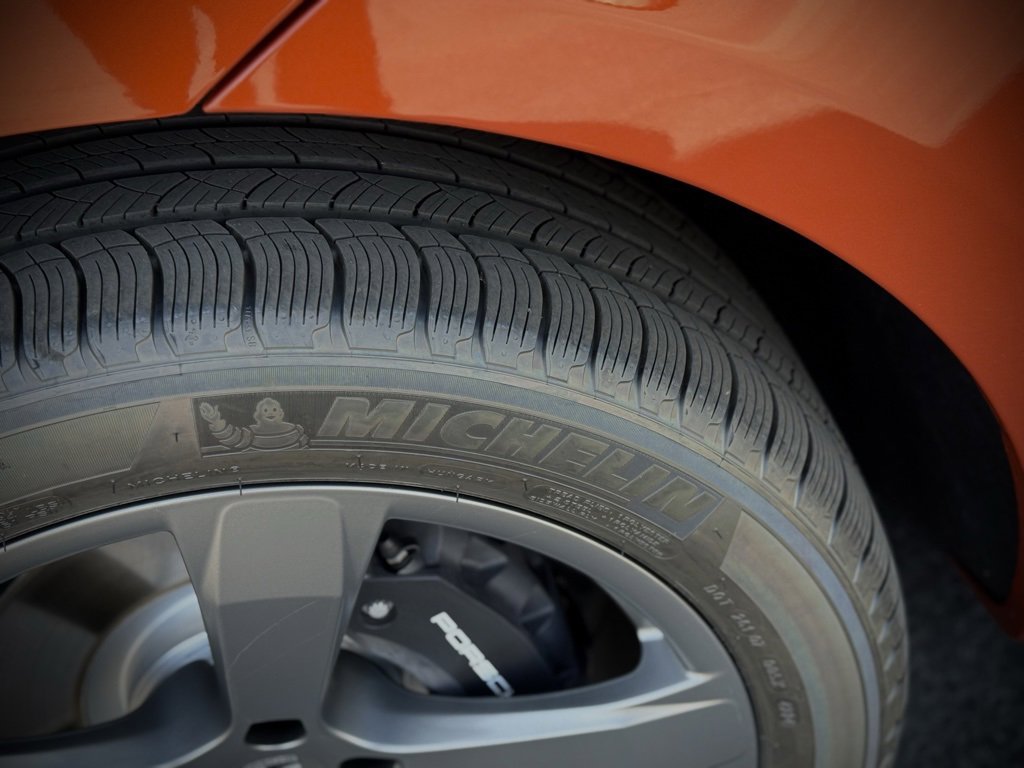 New 2025 Porsche Macan image 15