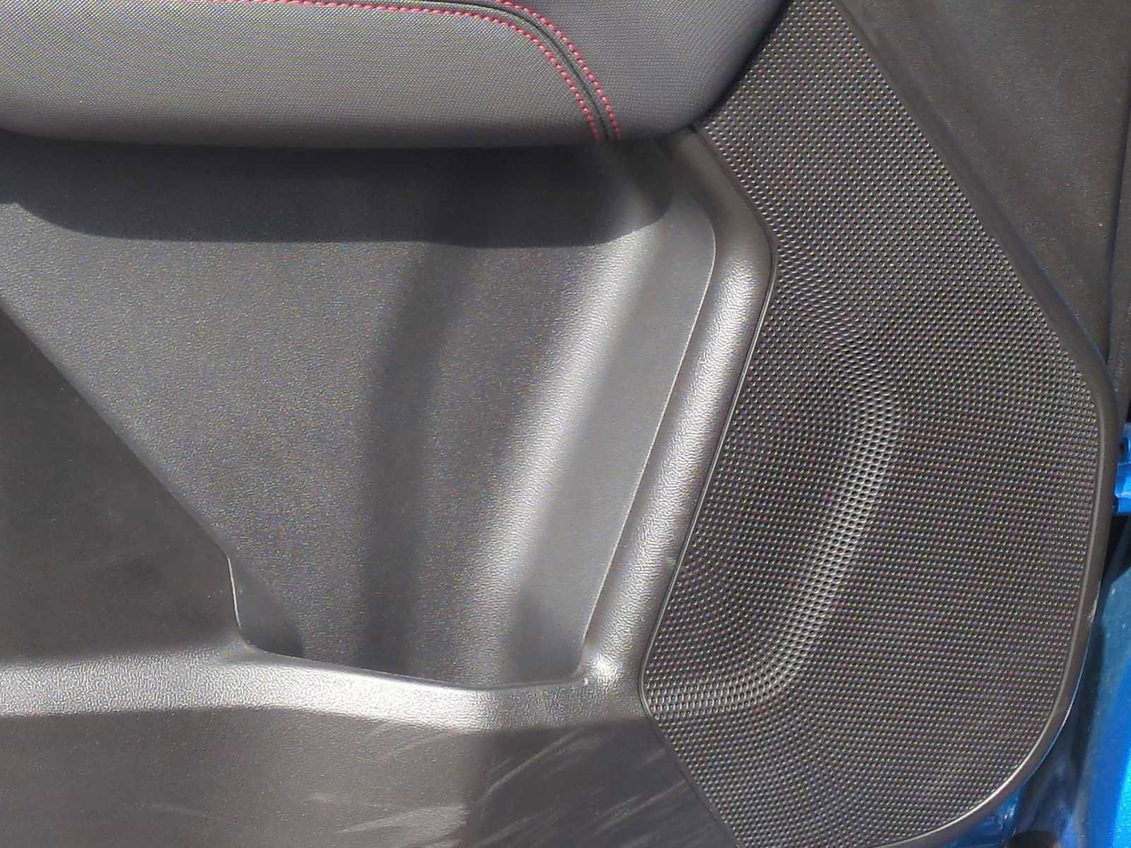 Used 2023 Chevrolet Colorado Z71 w/ Z71 Convenience Package 2 image 24