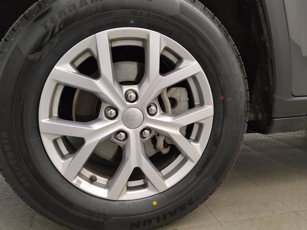 Used 2022 Jeep Grand Cherokee Limited AWD/4WD image 31
