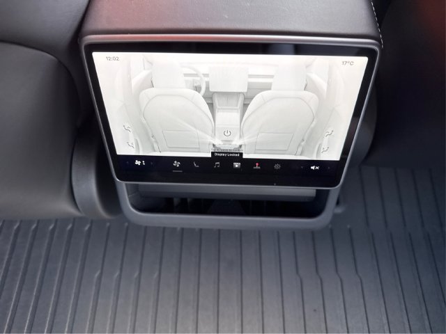 Used 2025 Tesla Model 3 Long Range RWD image 26