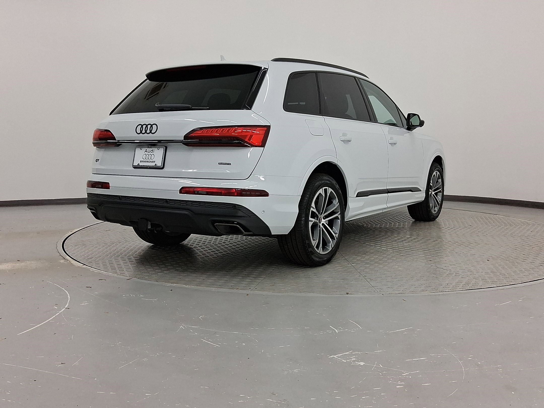 New 2026 Audi Q7 3.0T Premium image 9