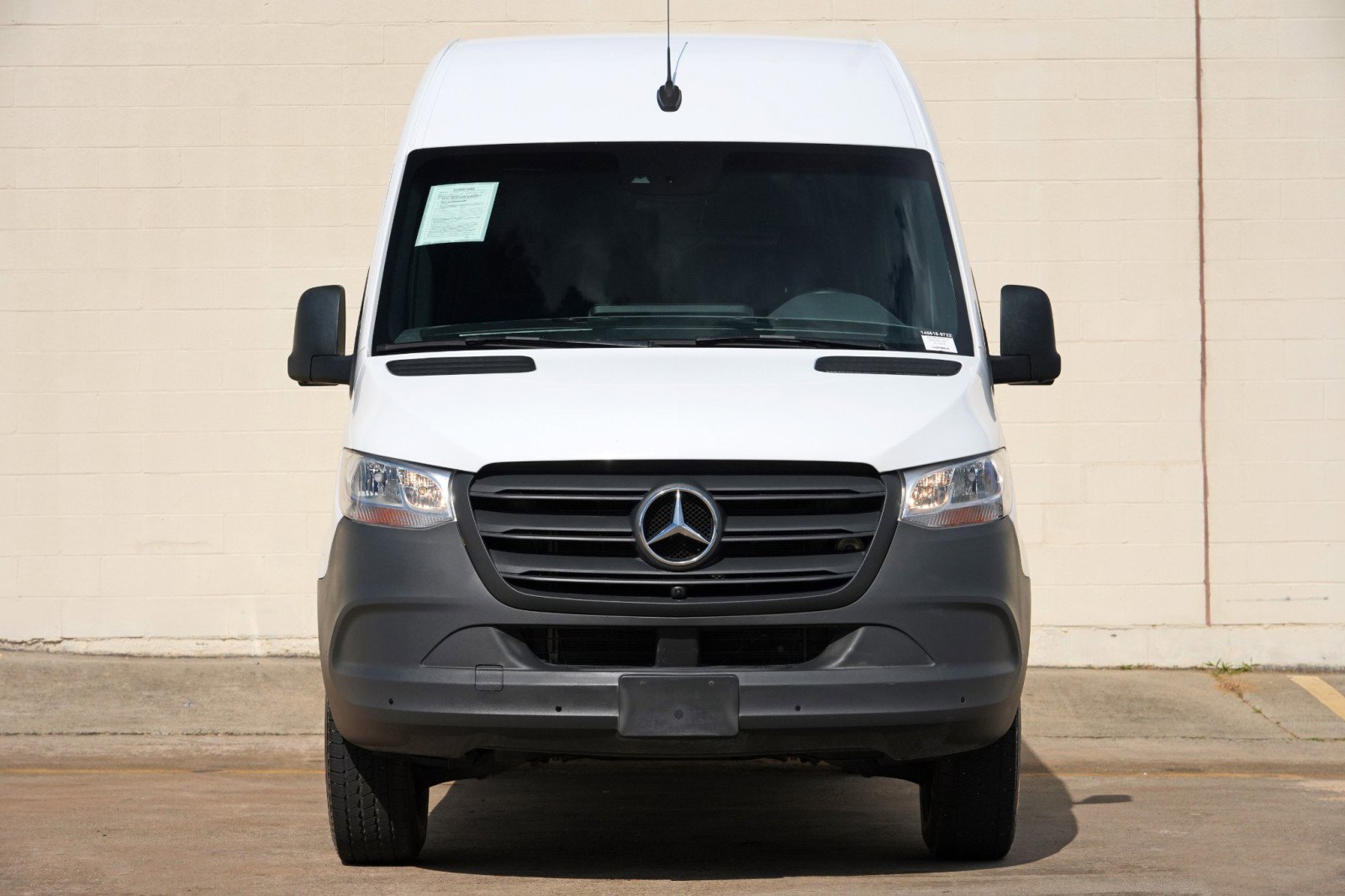 Used 2023 Mercedes-Benz Sprinter 2500 image 7