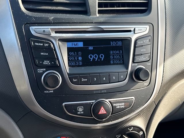 Used 2015 Hyundai Accent GLS image 26