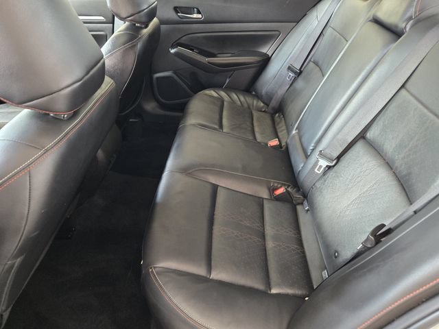 Used 2025 Nissan Altima 2.5 SR w/ SR Premium Package FWD image 31
