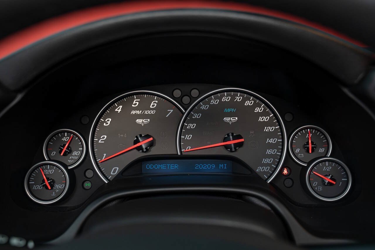 Used 2013 Chevrolet Corvette Grand Sport w/ 2LT Preferred Equipment Group RWD image 47
