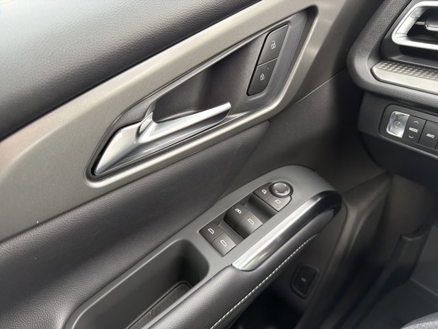 New 2026 Chevrolet Traverse LT AWD/4WD image 16
