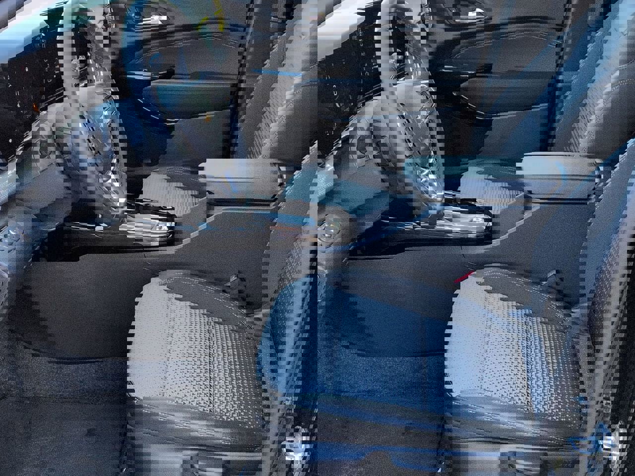 Certified 2024 Chevrolet Trax LT w/ Driver Confidence Package image 18