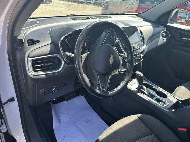 Used 2019 Chevrolet Equinox LT w/ Sun & Navigation Package FWD image 12
