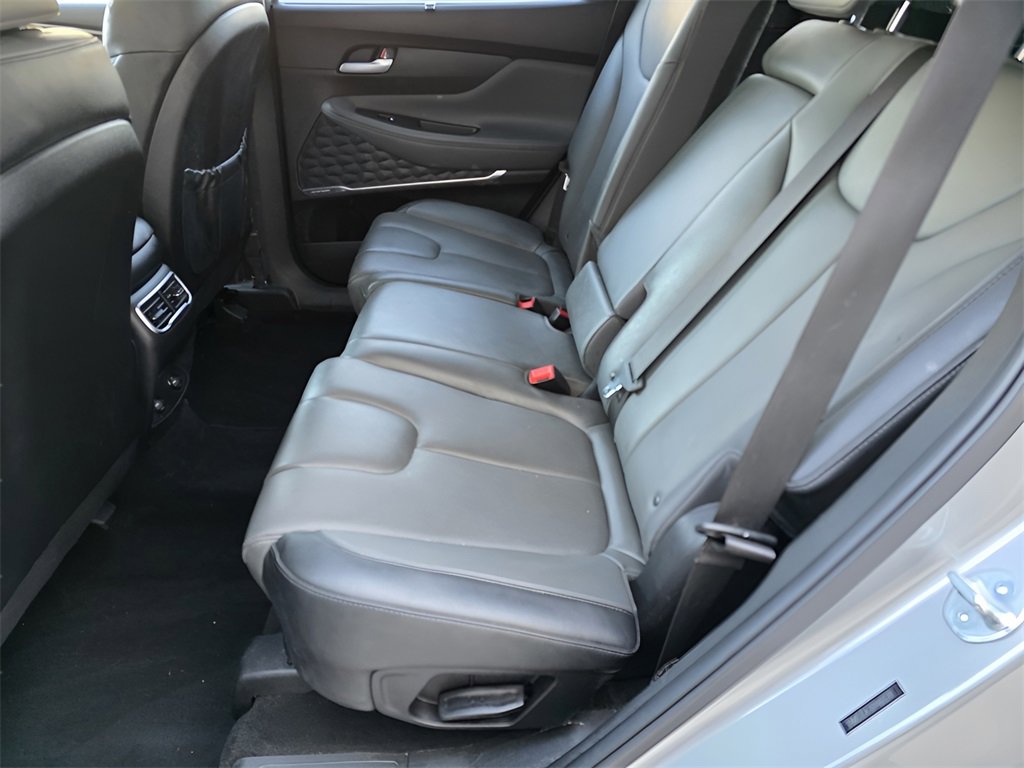 Used 2023 Hyundai Santa Fe SEL w/ Premium Package image 16