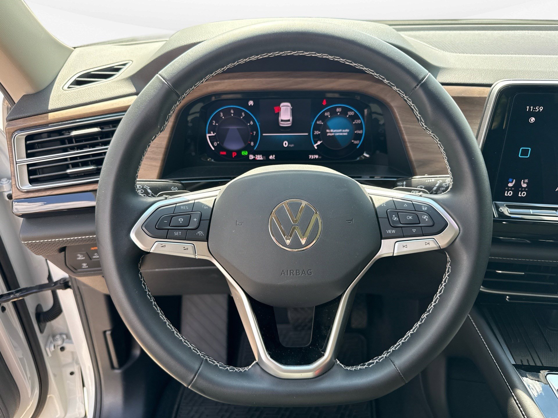 Used 2026 Volkswagen Atlas SE AWD/4WD image 12