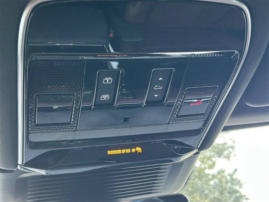 Used 2024 Land Rover Range Rover Sport Dynamic SE image 22