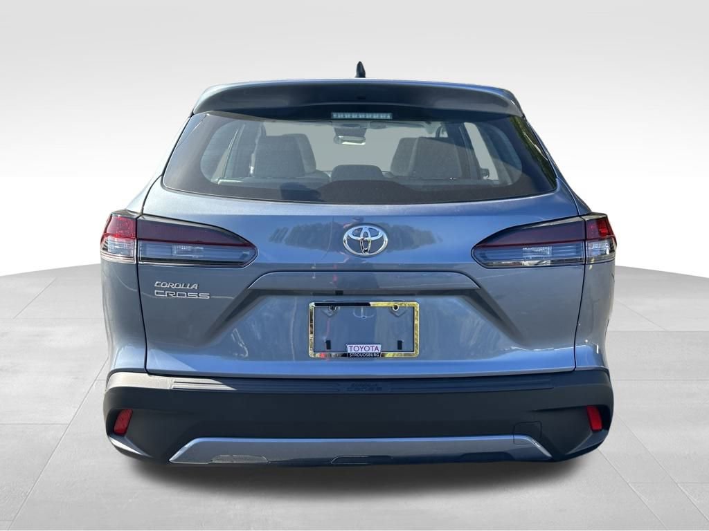 New 2026 Toyota Corolla Cross L image 4