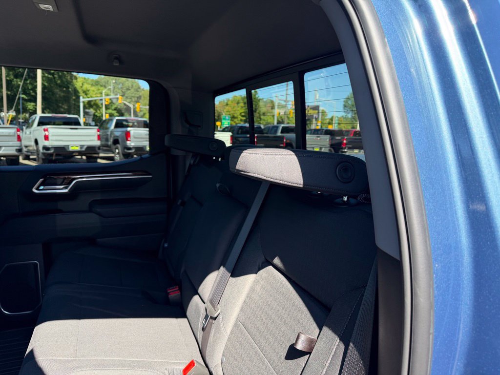 Used 2026 GMC Sierra 1500 Elevation w/ Preferred Package AWD/4WD image 12