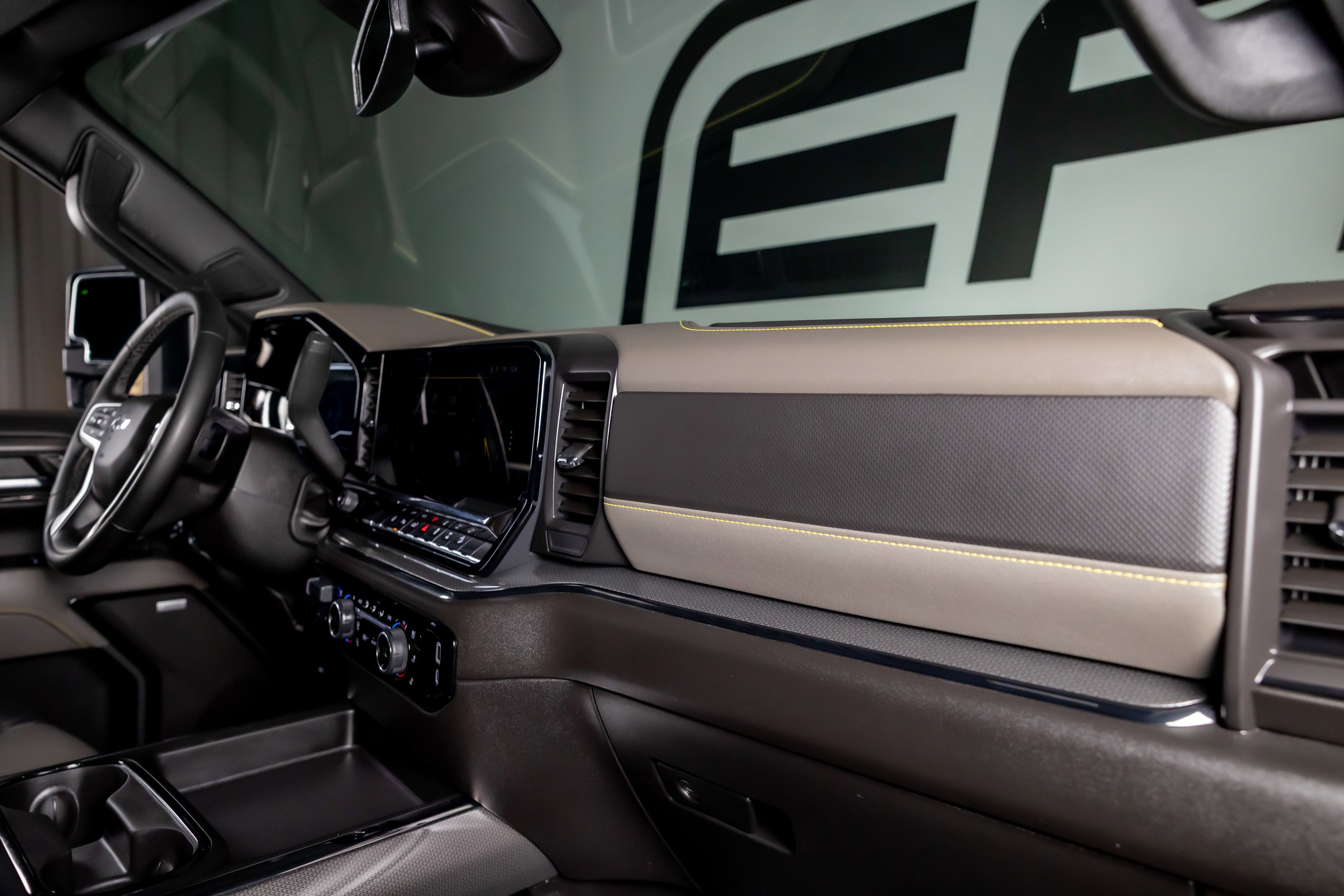 Used 2024 Chevrolet Silverado 2500 ZR2 w/ LPO, Dark Essentials Package AWD/4WD image 24