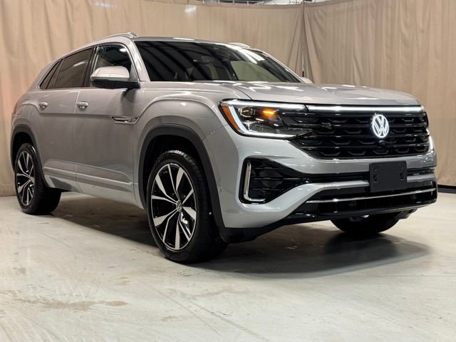 Certified 2025 Volkswagen Atlas Cross Sport SEL Premium R-Line AWD/4WD image 1