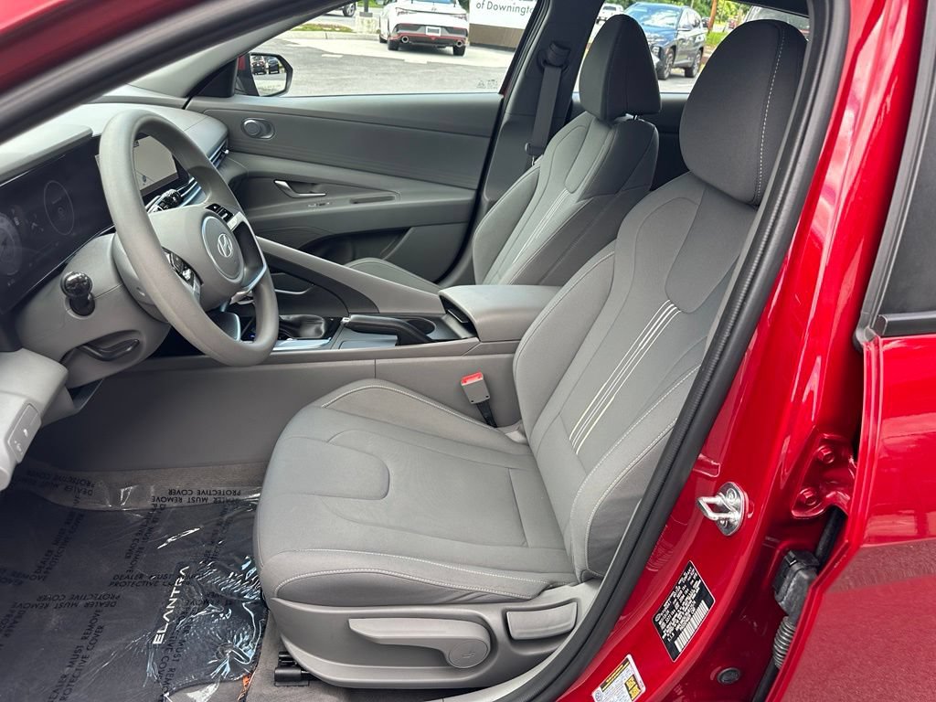 Certified 2024 Hyundai Elantra SEL FWD image 14