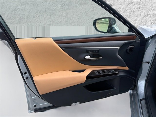 New 2025 Lexus ES 350 w/ Premium Package image 21