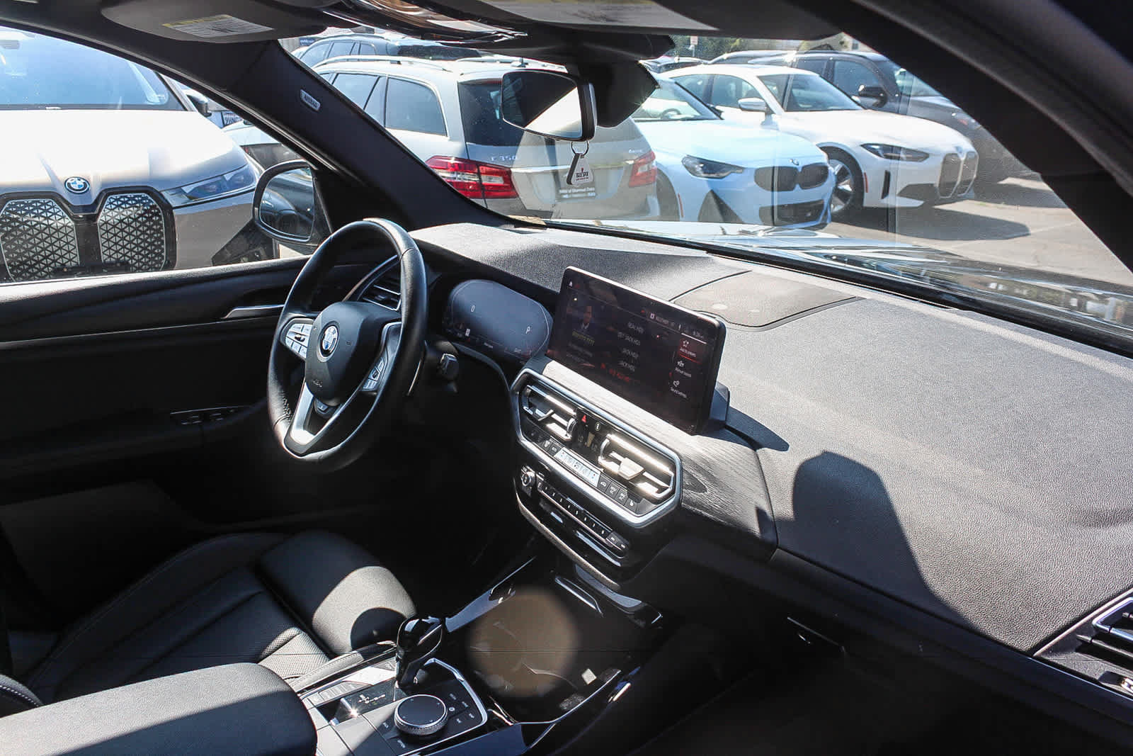 Used 2023 BMW X3 xDrive30i w/ Premium Package w/ZPA AWD/4WD image 15