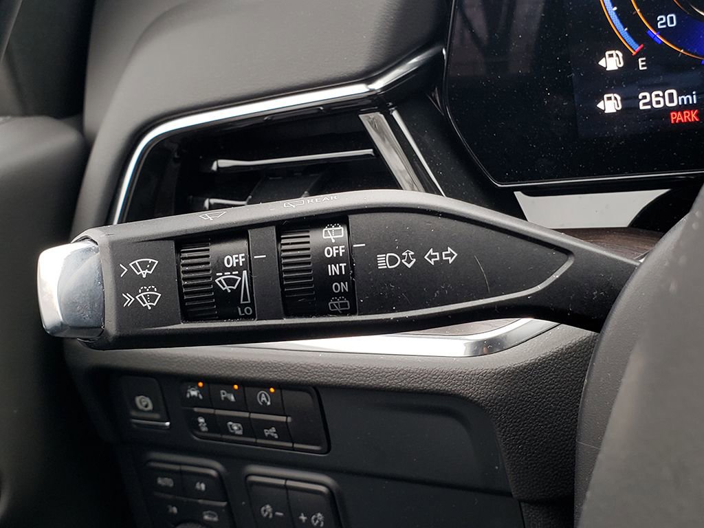 Used 2025 Chevrolet Tahoe LS image 28