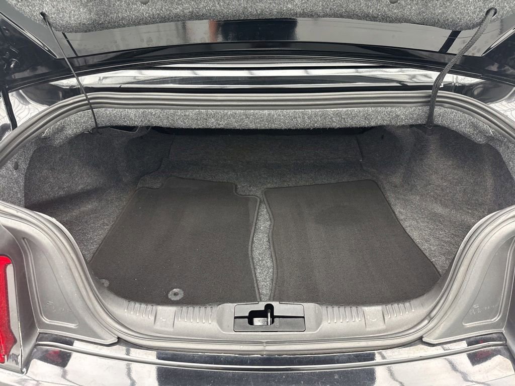 Used 2020 Ford Mustang Premium RWD image 9