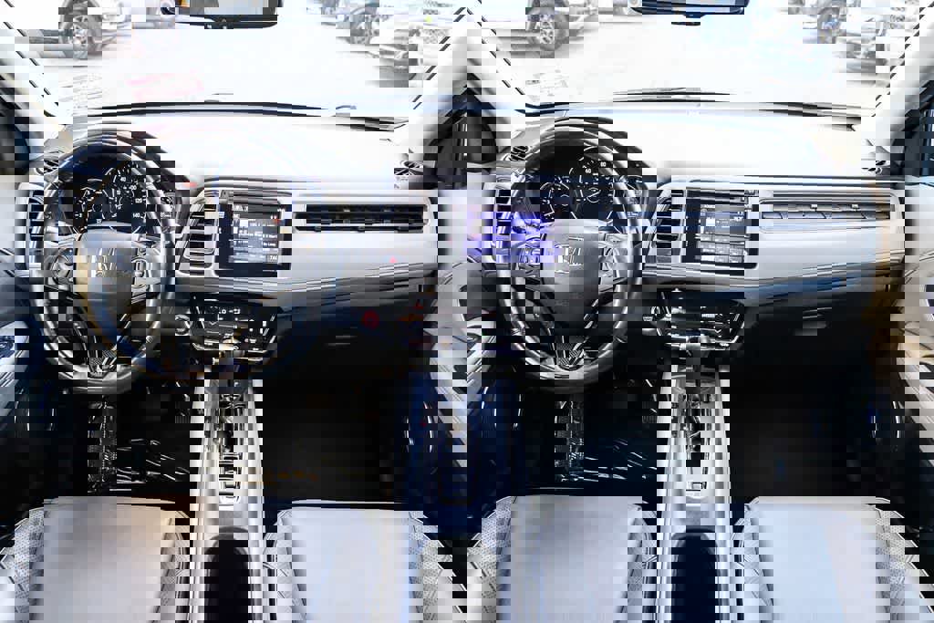 Used 2017 Honda HR-V EX-L image 12