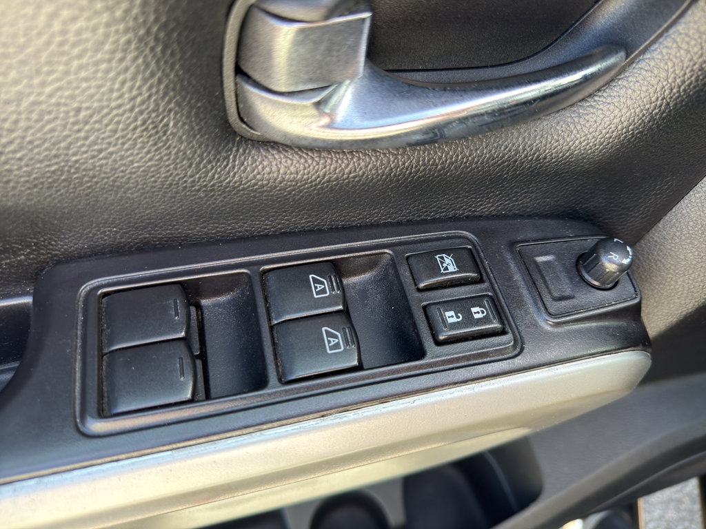 Used 2020 Nissan Titan SV w/ SV Convenience Package AWD/4WD image 13