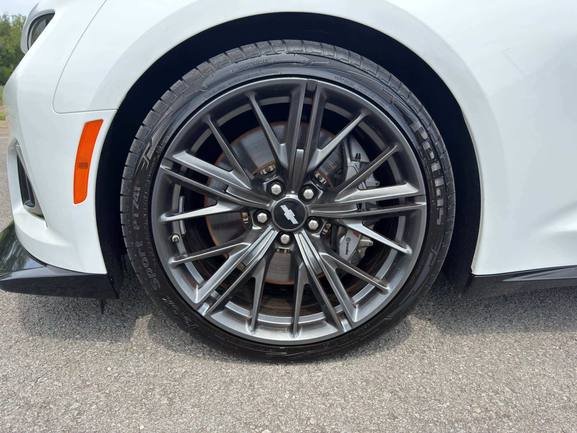 Used 2017 Chevrolet Camaro ZL1 RWD image 20