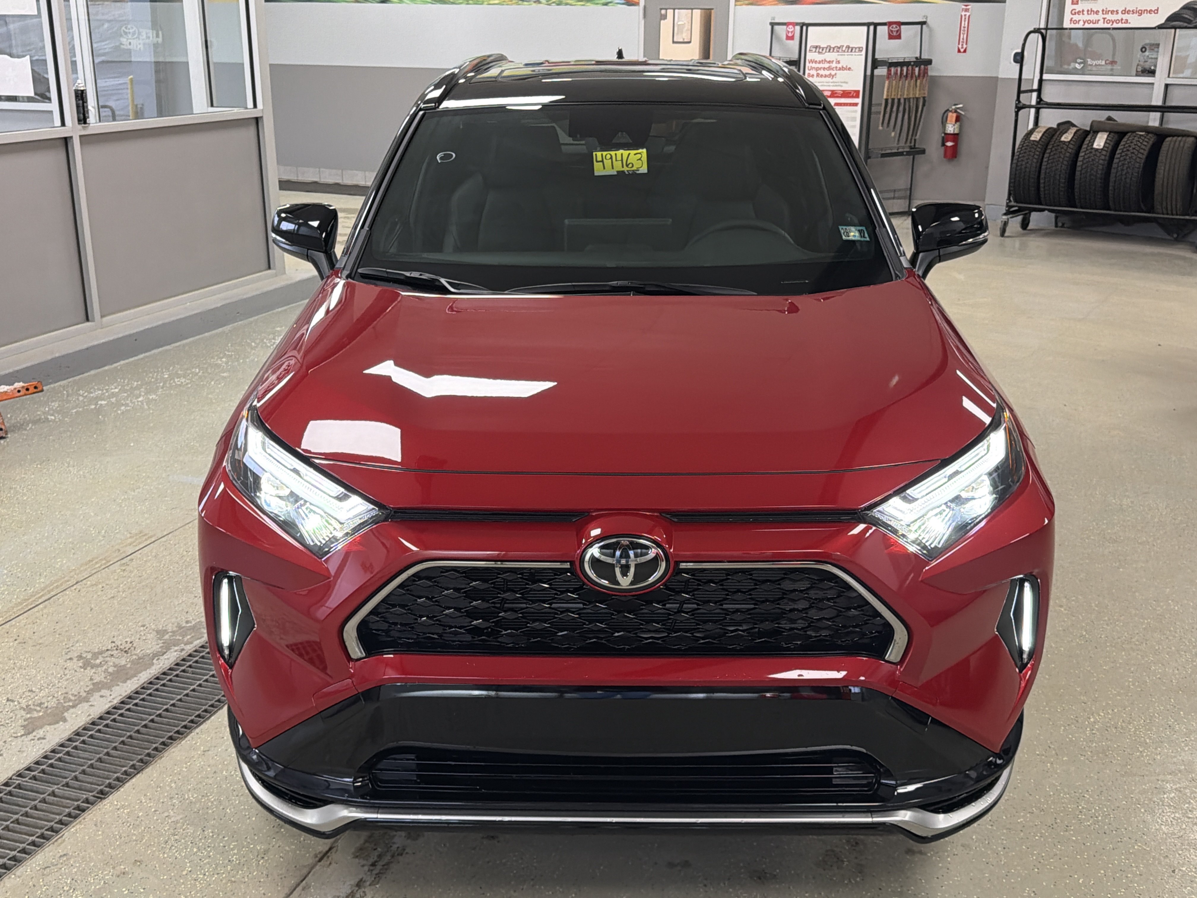 New 2025 Toyota RAV4 XSE w/ Weather Package AWD/4WD image 8