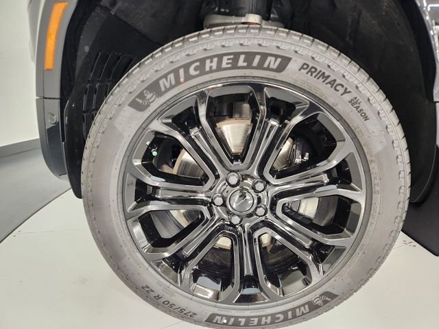 New 2026 Land Rover Defender 110 OCTA AWD/4WD image 8