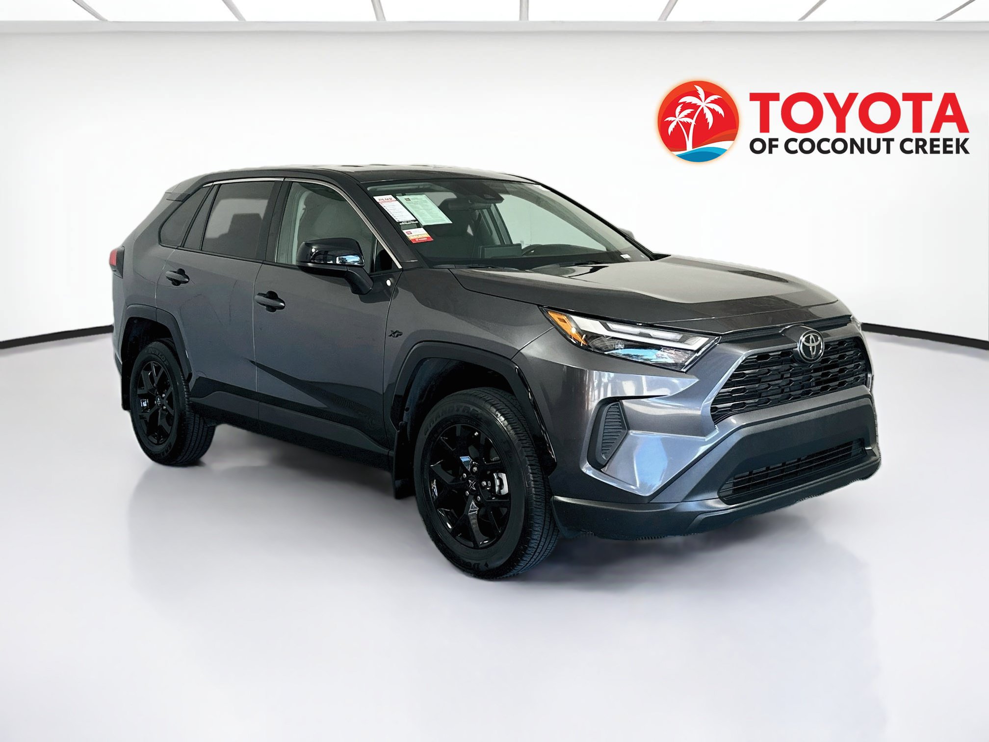 Certified 2025 Toyota RAV4 LE FWD image 1