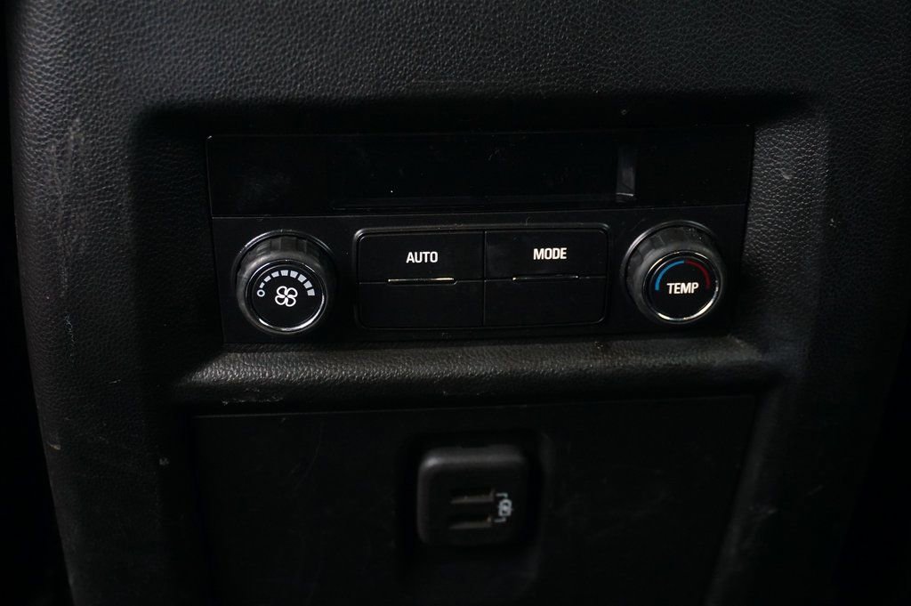 Certified 2023 Chevrolet Traverse LT w/ LPO, Floor Liner Package image 28