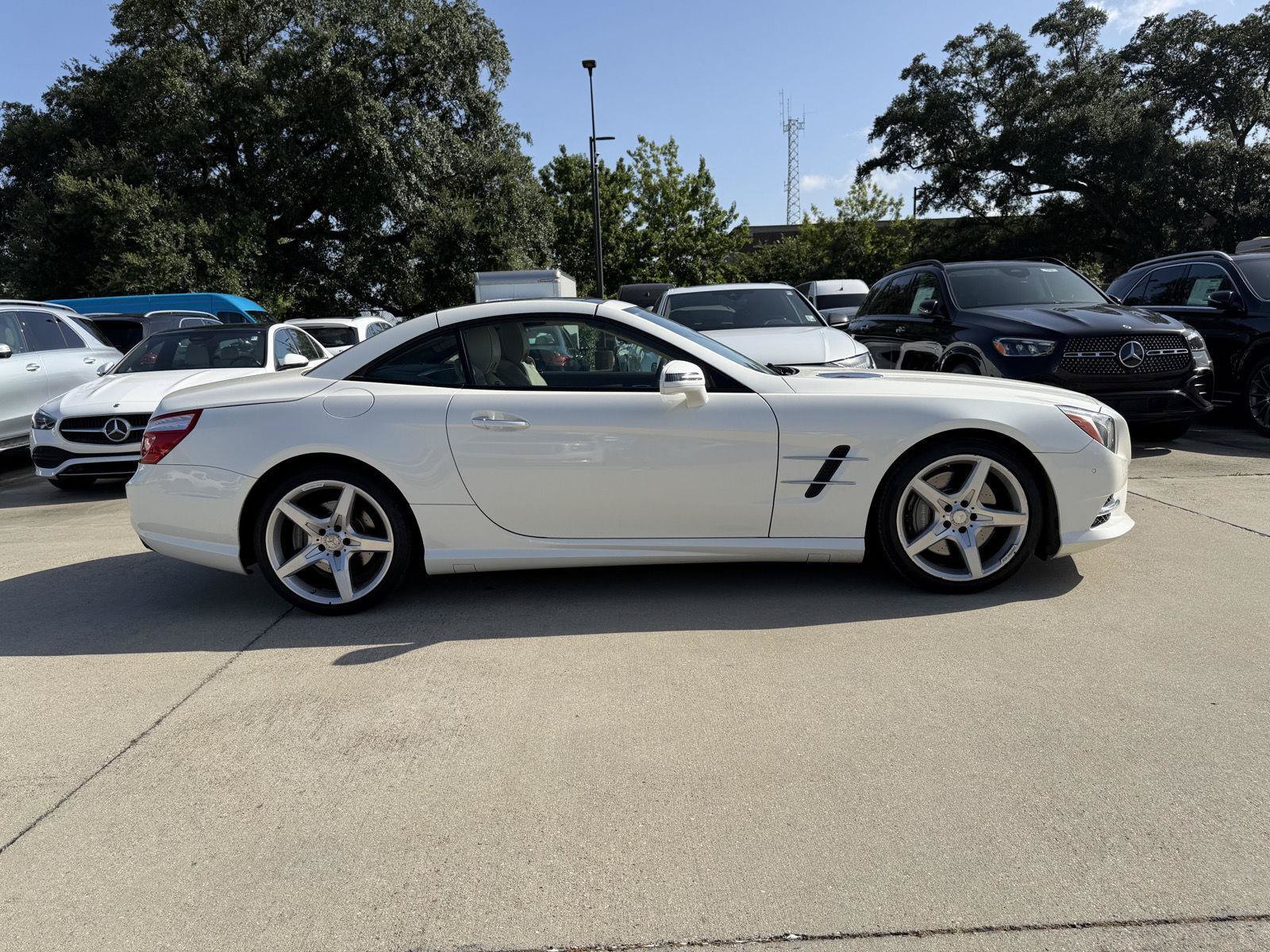 Used 2014 Mercedes-Benz SL 550 image 25