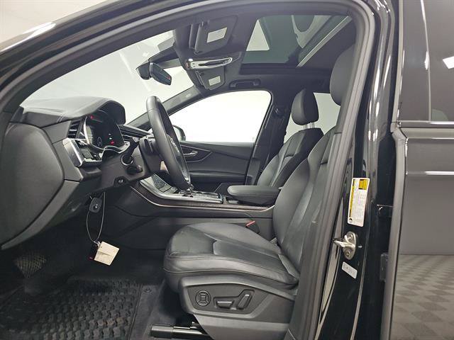 Used 2023 Audi Q7 2.0T Premium Plus w/ Premium Plus Package AWD/4WD image 7