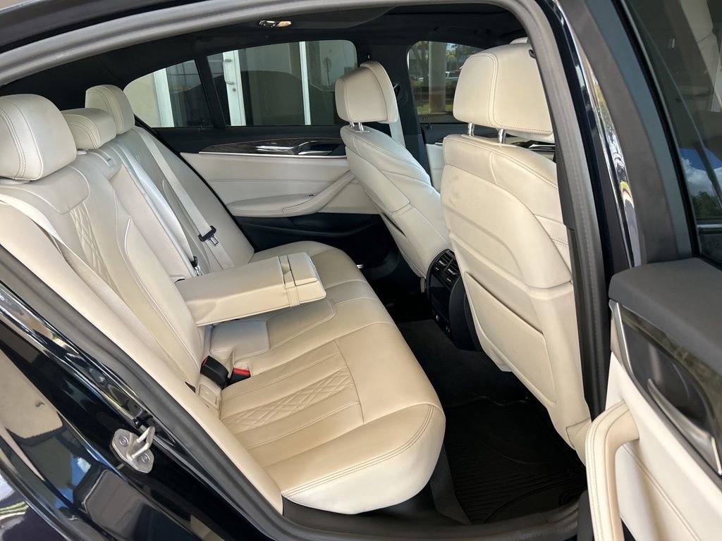 Used 2023 BMW 540i w/ M Sport Package image 24