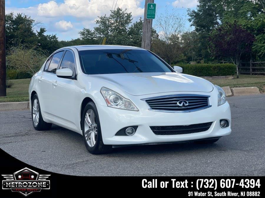 Used 2013 INFINITI G37 Journey w/ Premium Pkg RWD image 11