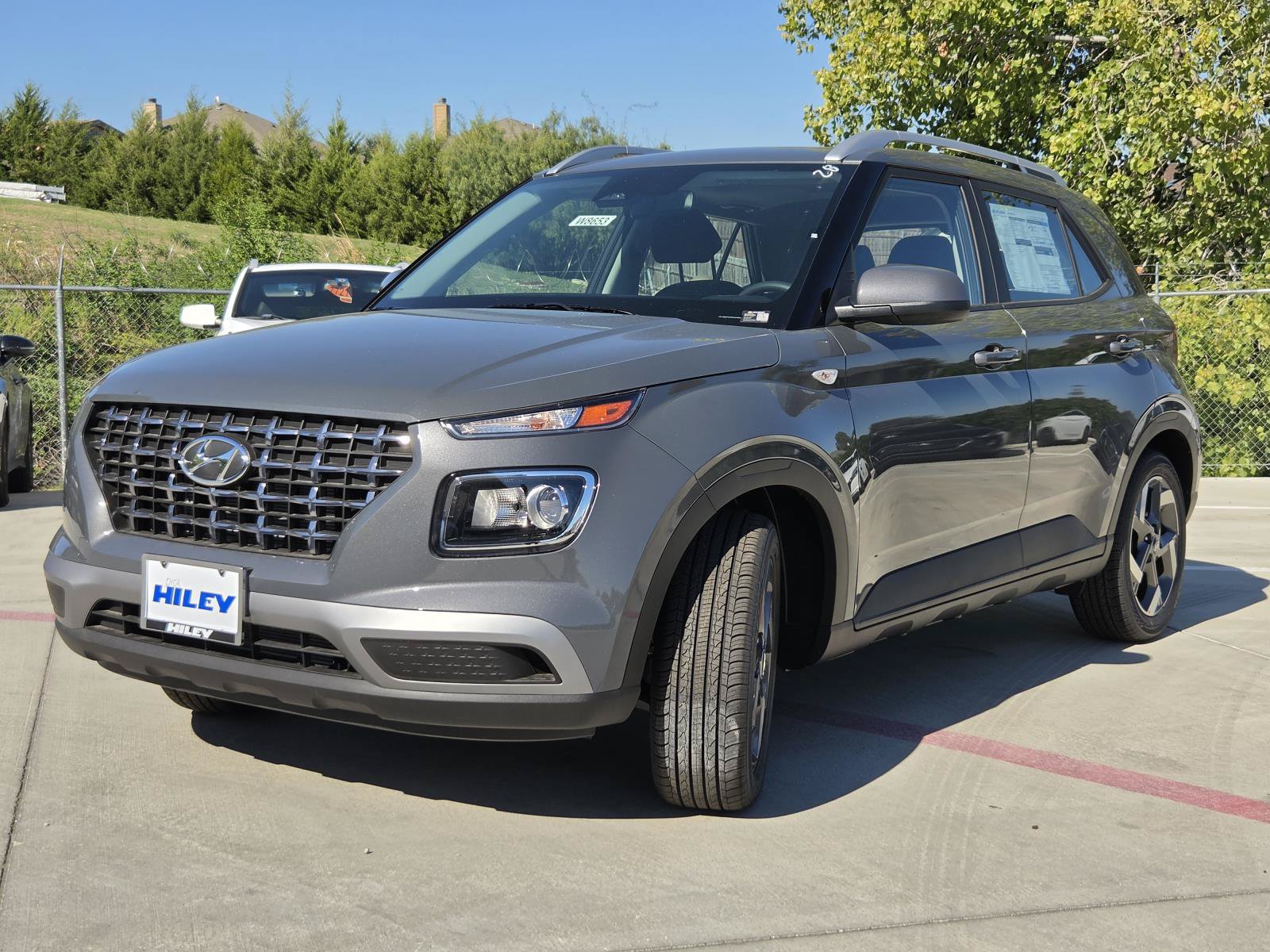 New 2026 Hyundai Venue SEL FWD image 2