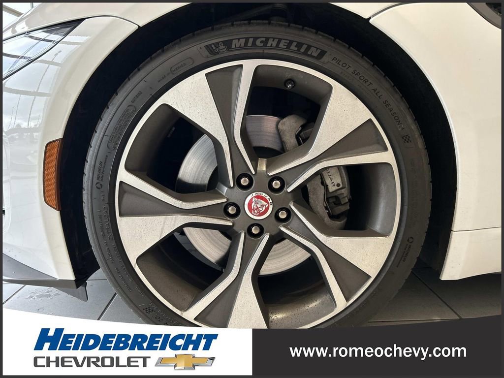 Used 2021 Jaguar F-TYPE First Edition RWD image 12