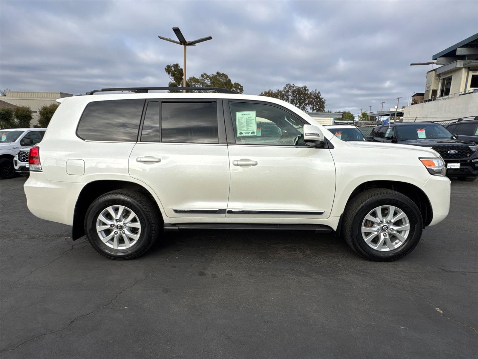 Used 2016 Toyota Land Cruiser AWD/4WD image 7
