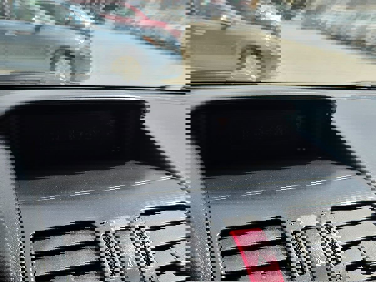 Used 2013 Subaru Impreza 2.0i Sport Premium image 31