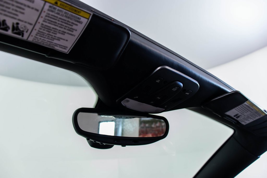 Used 2014 Ferrari California image 40