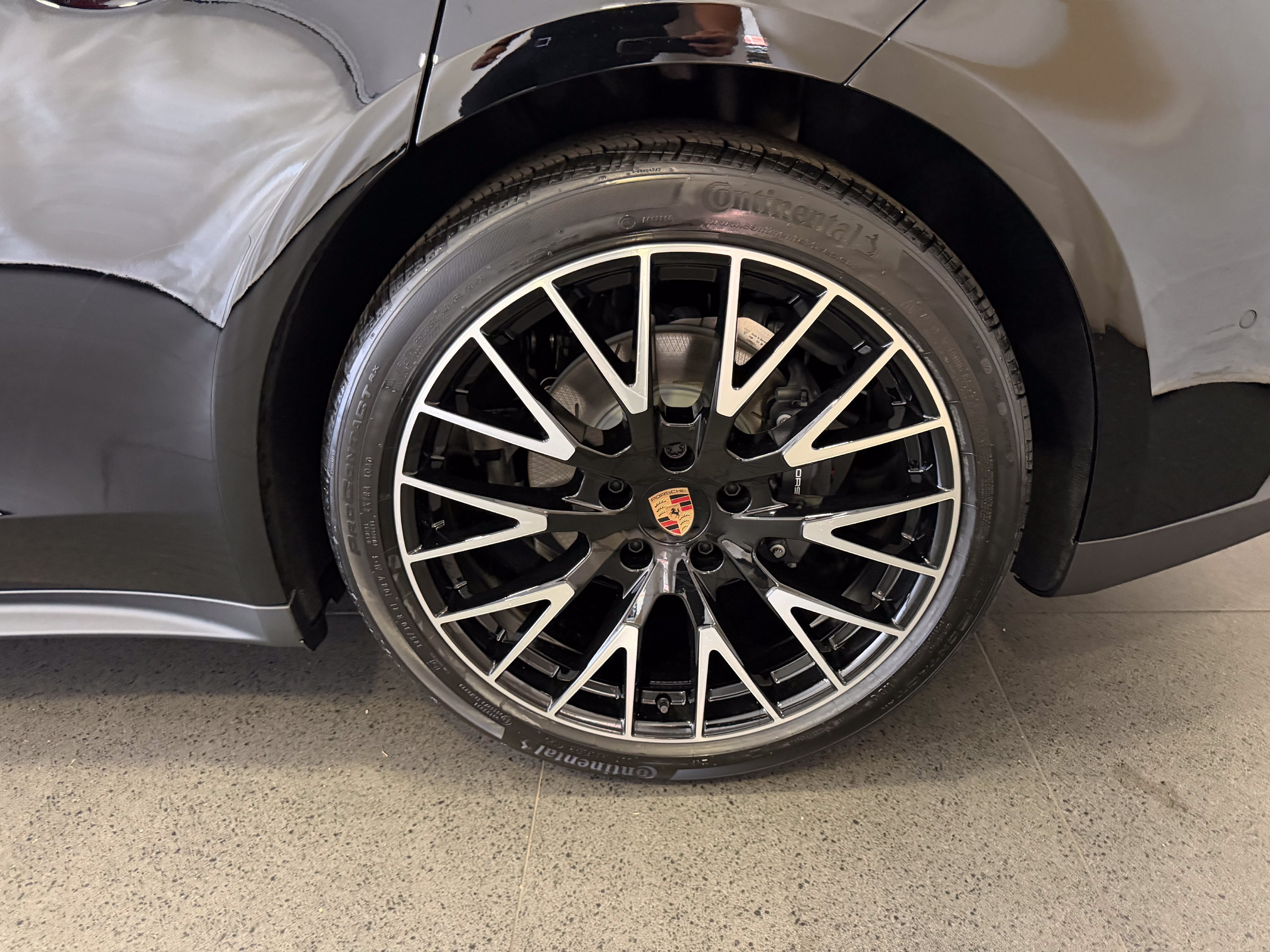 New 2027 Porsche Panamera 4 AWD/4WD image 11