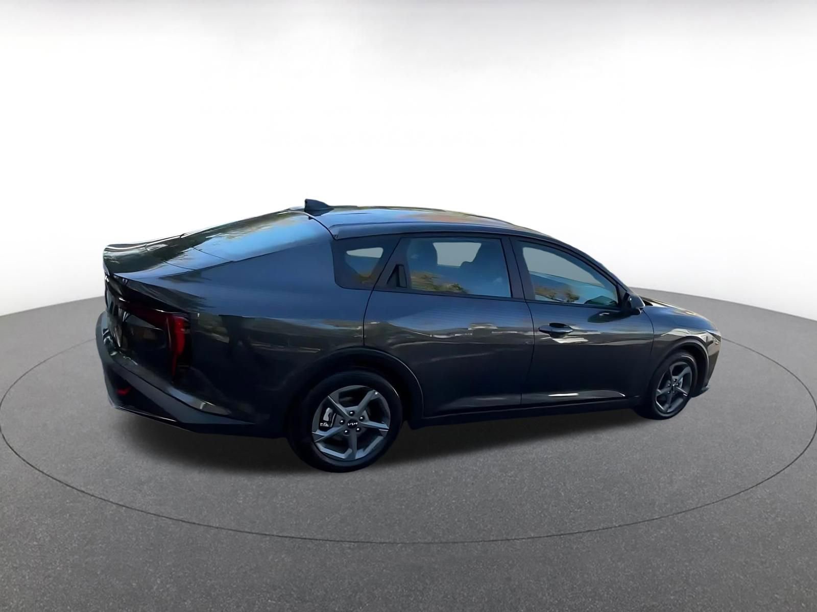 Used 2025 Kia K4 FWD image 15
